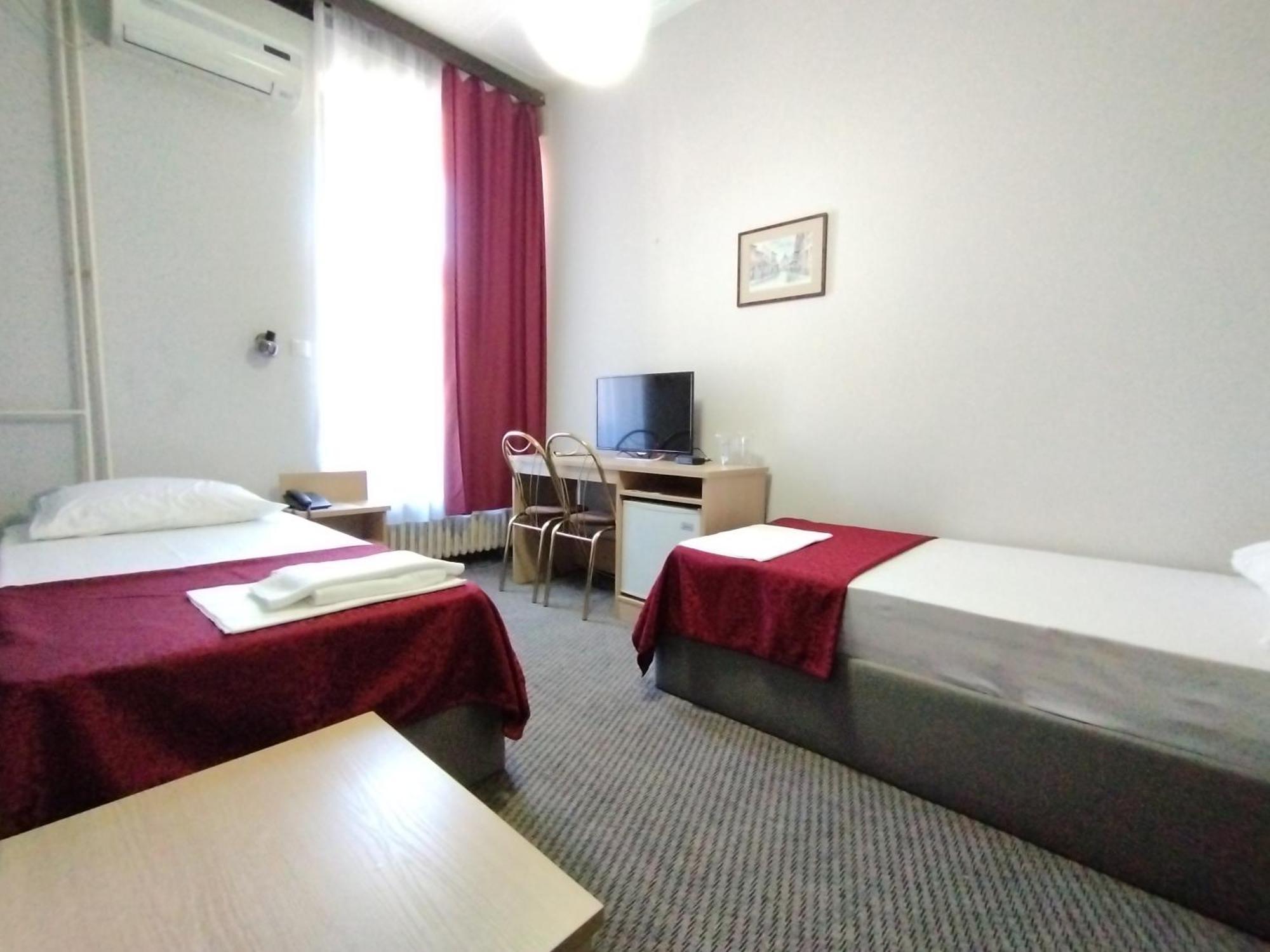 Hotel Vojvodina Новий Сад Екстер'єр фото
